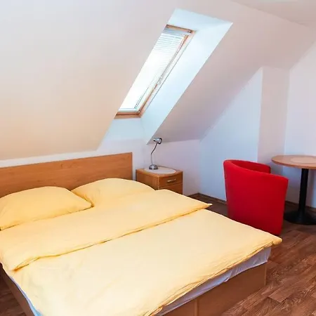 Nyaraló Kolodeje-modry Dum Kolodeje nad Luznici