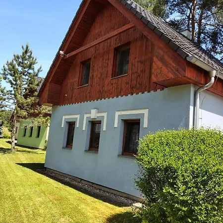 Kolodeje-modry Dum * Kolodeje nad Luznici